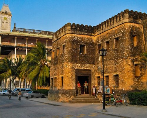 zanzibar-tour-2-1024×686 zanzibar-tour-2-1024x686